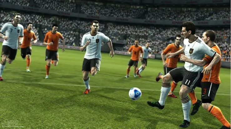 Real Soccer 2012 (Реал Соккер 2012)  [МОД Бесконечные деньги] Screenshot 1